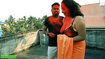 Lelaki Tamil Muda Terlibat Dalam Threesome Dengan Dua Wanita India Matang Yang Menarik Semasa Perayaan Holi