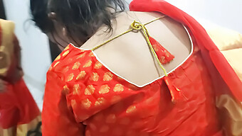 Một Bà Nội Trợ Ấn Độ Mặc Đồ Saree Gợi Cảm Tham Gia Vào Hot Từ Phía Sau Khi Quan Hệ Tình Dục Với Hàng Xóm Hấp Dẫn Của Cô.