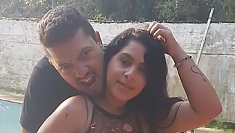 Yngste Xvideos Brasil-Skuespillerinnen Natalia Prado Blir Med På Bassengfest Med Andre Artister