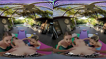 Skupinová Joga Sa Mení Na Horúci Vr Porno Zážitok