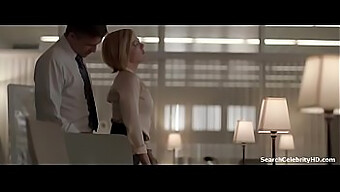 Escenas Calientes De Kathleen Robertson En Jefe: Temporada 2011-2012