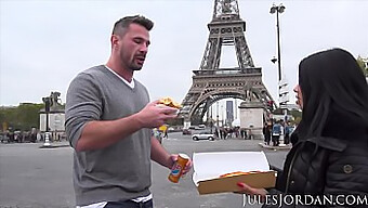 Esplora Parigi Con La Guida Turistica Anale Di Jules Jordan, Canela Skin