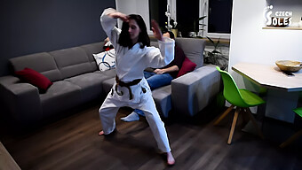 Karate Ritka In Dominacija V Fetiš Videu