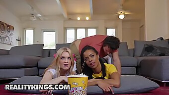 Reality Kings - Tres Divertidos Con Kira Noir, Anastasia Knight Y Robby Echo