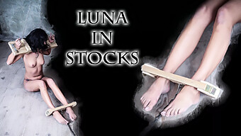 Luna, La Esclava Latina De Bondage, Experimenta Humillación Y Castigo